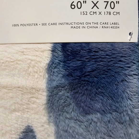 EZRA Oversized Throw - 60" x 70" - Blue/Taupe/Cream - Picture 5 of 6